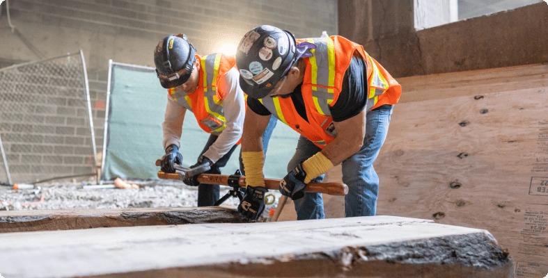 tips-to-make-jobsites-safer-image2-Train crew members